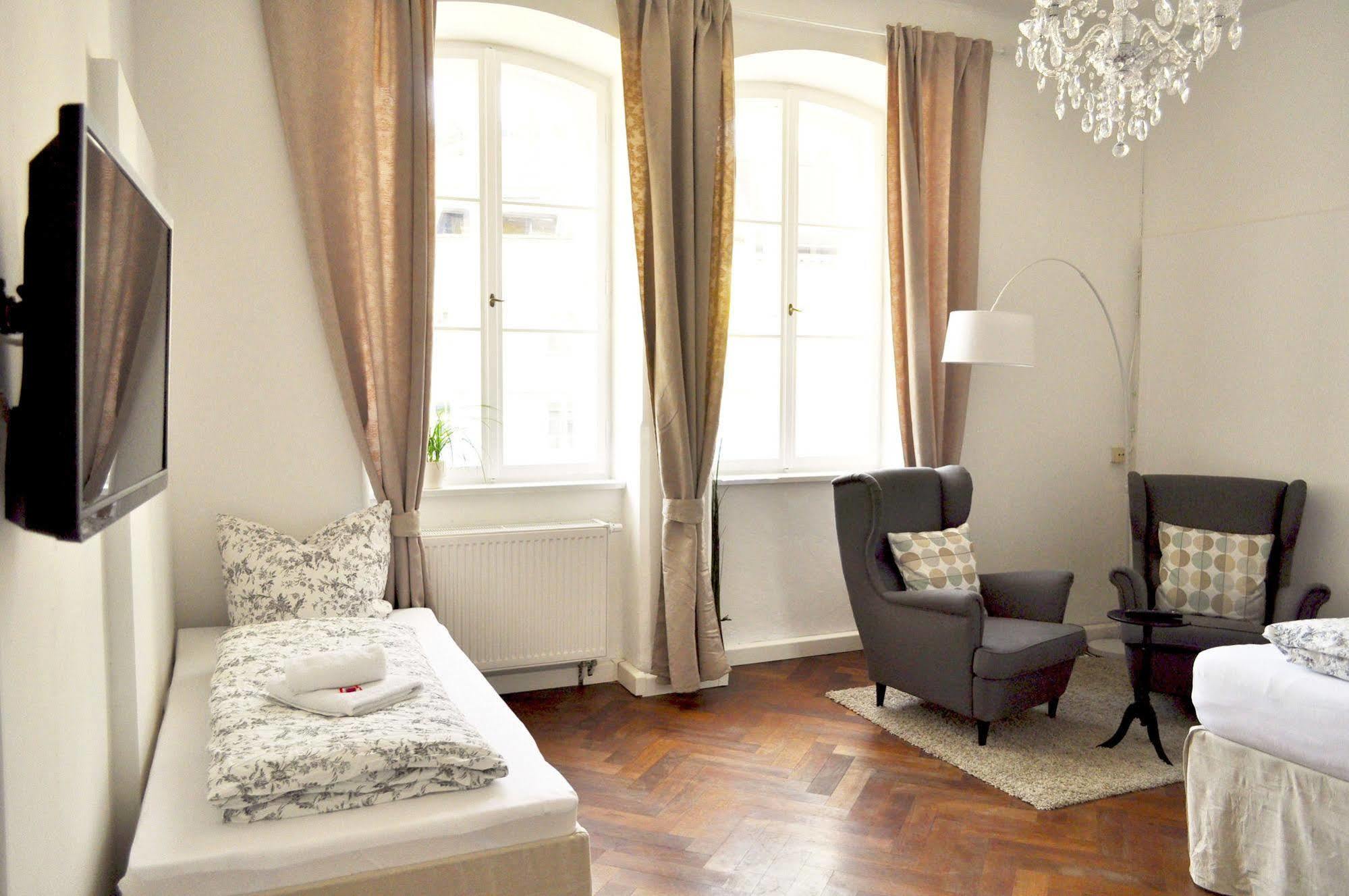 Art Hotel & Hostel Пассау Екстер'єр фото