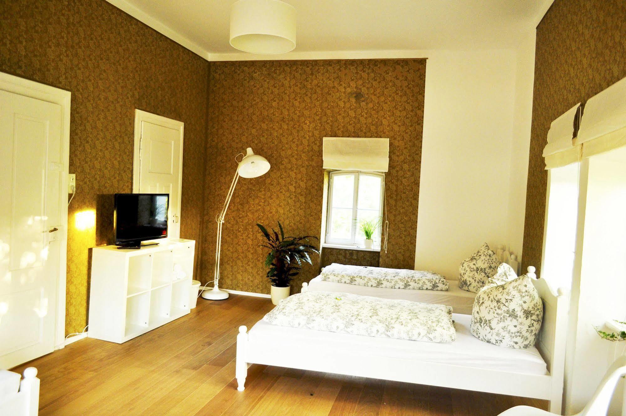 Art Hotel & Hostel Пассау Екстер'єр фото